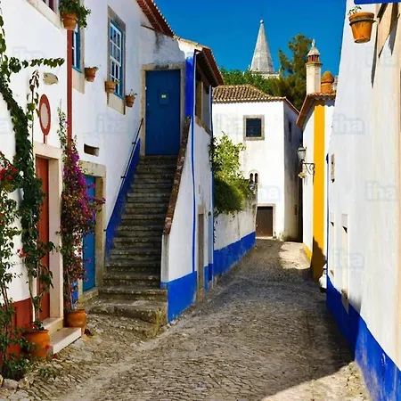 Hébergement de vacances Charming House With 3 Bedrooms *