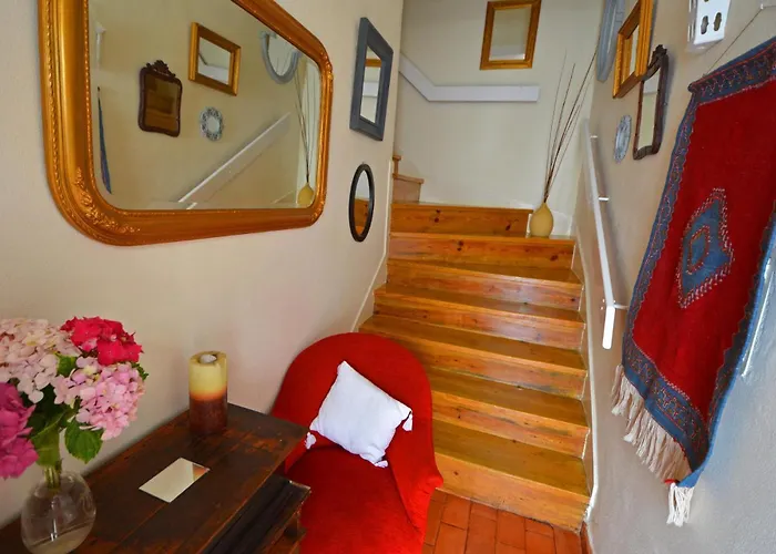 Charming House With 3 Bedrooms Обидуш